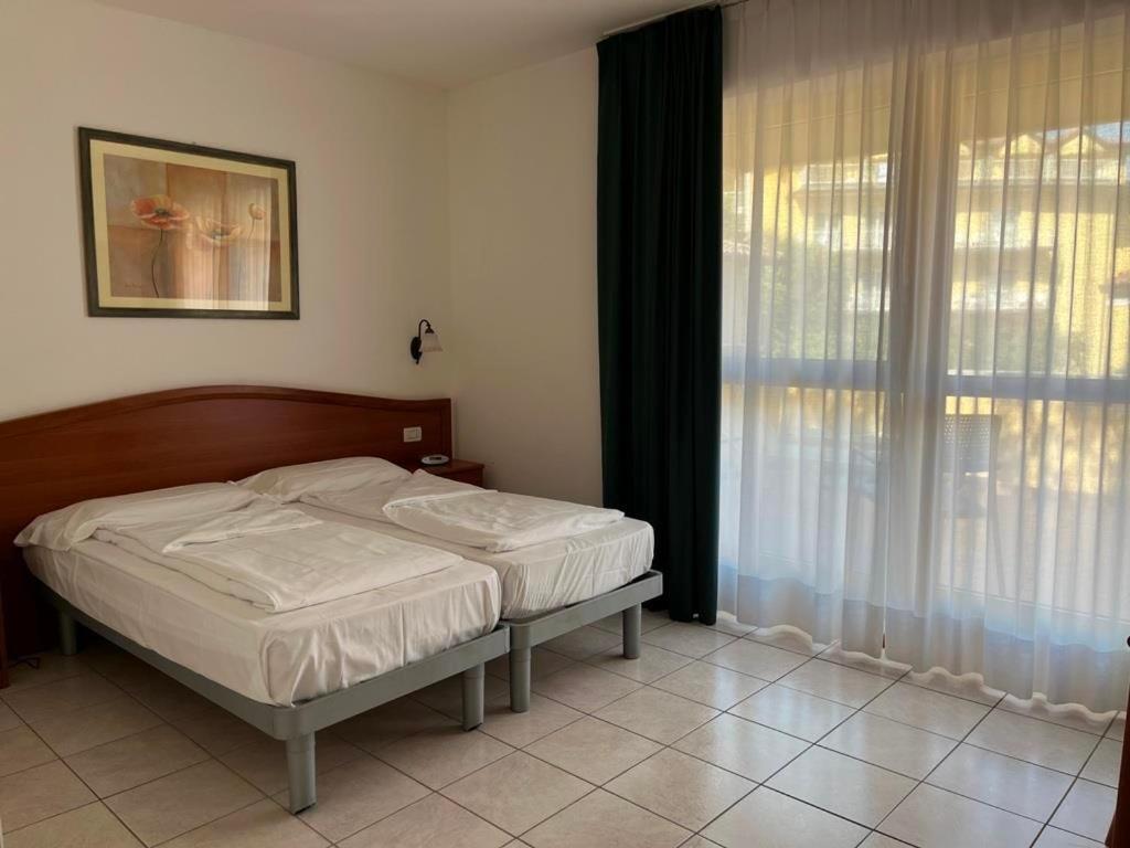 Hotel Florida Limone sul Garda Eksteriør billede