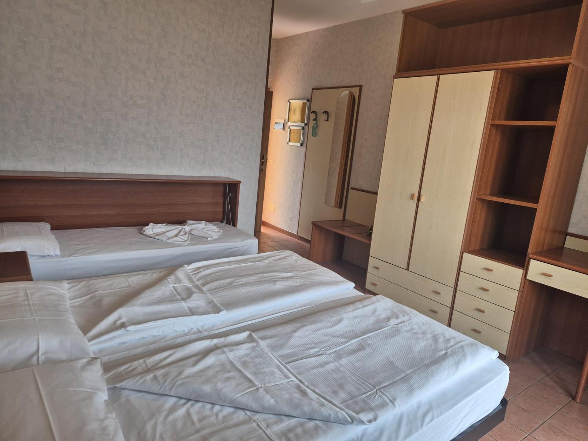 Hotel Florida Limone sul Garda Eksteriør billede