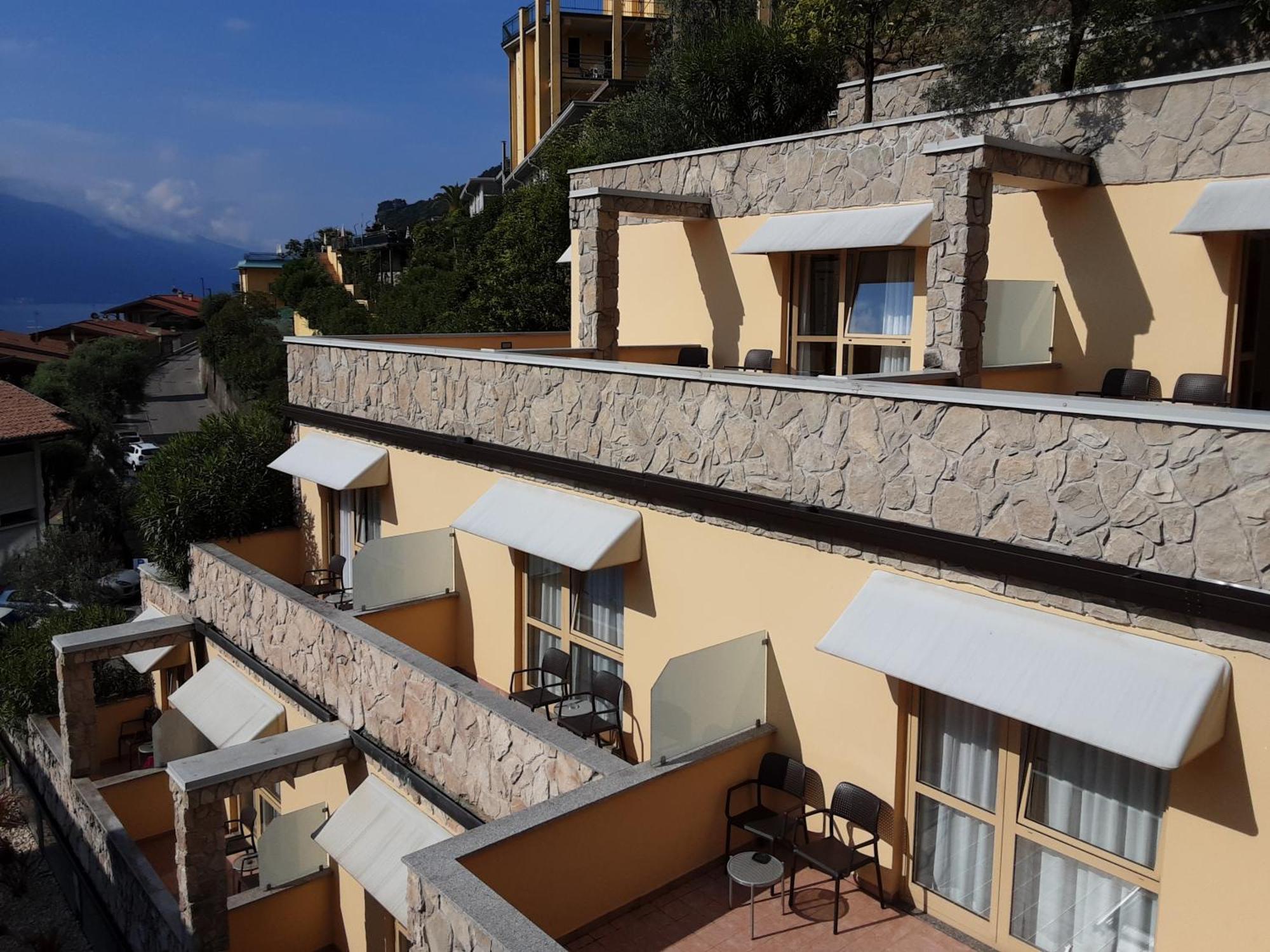 Hotel Florida Limone sul Garda Eksteriør billede