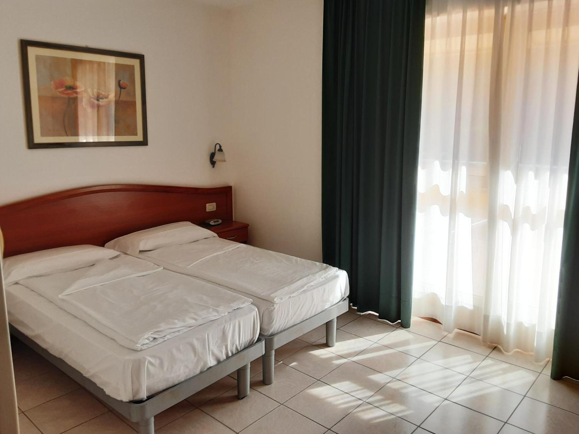 Hotel Florida Limone sul Garda Eksteriør billede