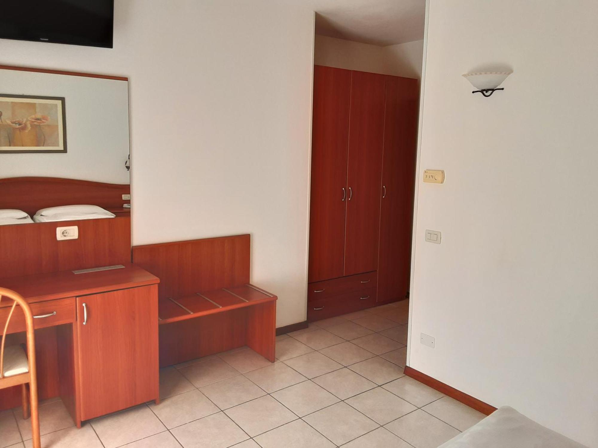 Hotel Florida Limone sul Garda Eksteriør billede